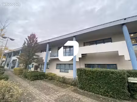 bureaux 284 m²