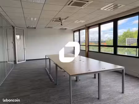 bureau 165 m²