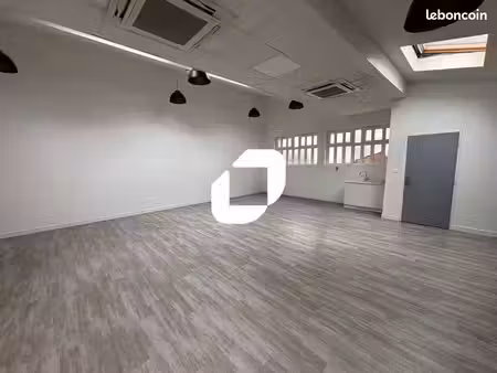 bureau 205 m²