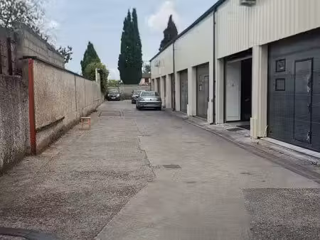 local d’activité 80 m2