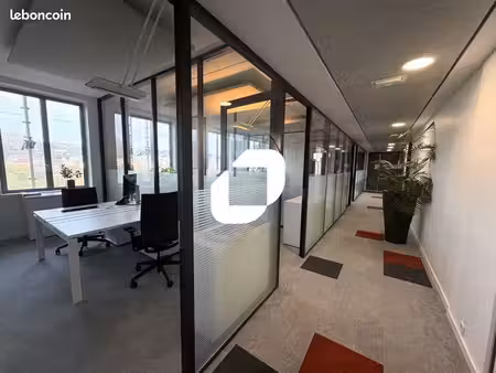 bureaux 269 m²