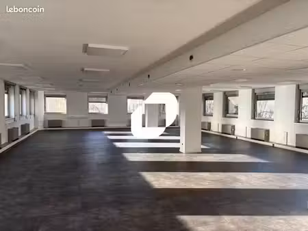 bureaux 427 m²