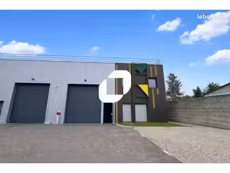 local d'activité 357 m²