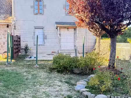 location maison de village mitoyenne