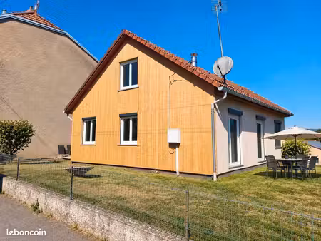 ? à vendre à vauvillers – maison individuelle de 107 3 m² sur un terrain de 880 m² ?