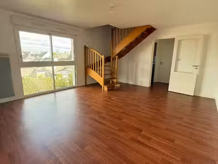 lorient ? appartement duplex 2 chambres avec 2 stationnements