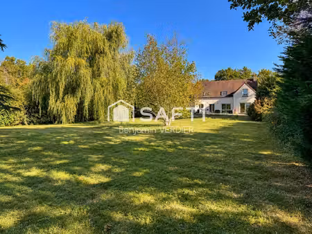 maison familiale 5 chambres – terrain 2 433 m²