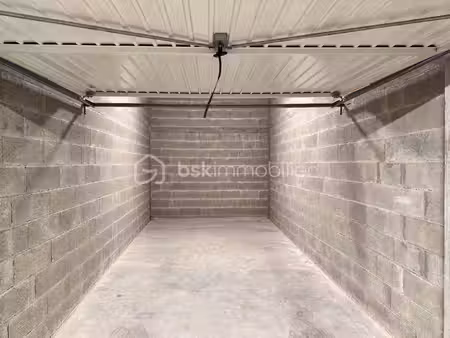 parking de 14 44 m² à annecy-le-vieux