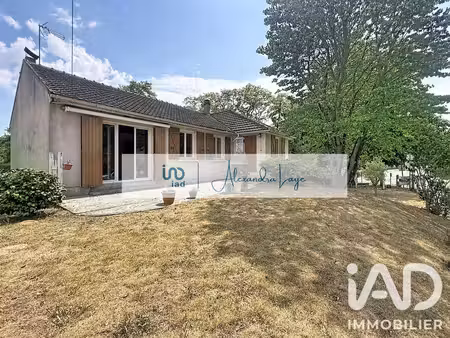 maison à chamarande (91730)