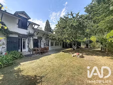 maison à maisons-laffitte (78600)
