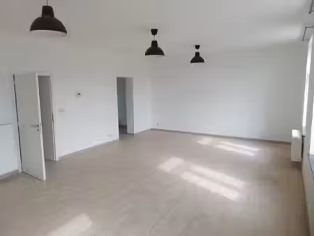 appartement 3ch à louer  perwez  peb a.