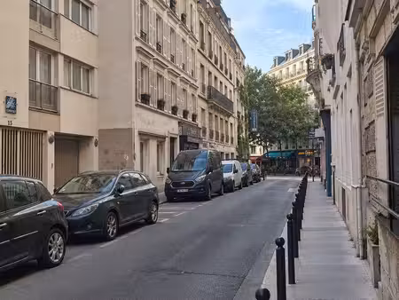 t2 35m2 paris 17eme / à vendre