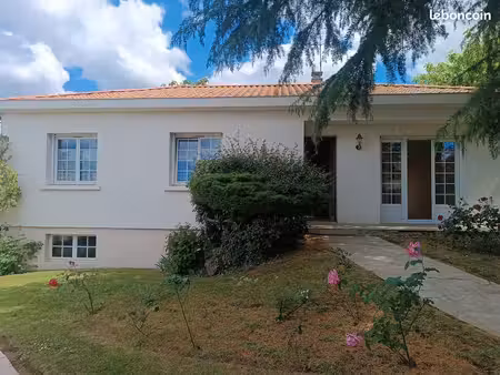 maison 5 pièces 112 m² saint christophe du bois