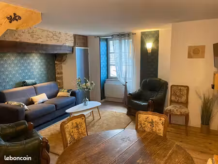 à louer une maison de bourg meublée de 65 m2