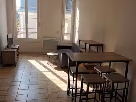 loue t2 meublé 44 m2