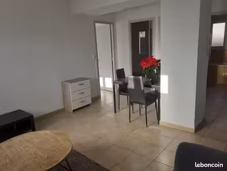bel appartement 55m² meublé 700m de la gare