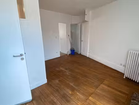 charmant appartement f2 centre ville nevers