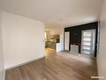 location maison de ville