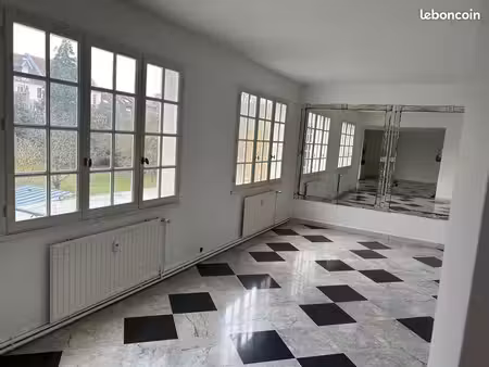apparemment très lumineux