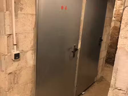 cave saine et sécurisée 4m2 levallois perret (rue rivay)