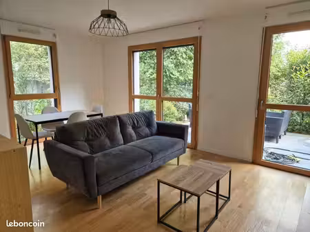 appartement meublé 3 pièces 62 m2 rdc avec jardin et parking