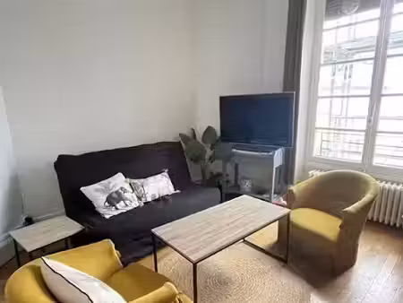 location meublée appartement 2 pièces 36 m² à lyon 3ème (69003)  550 €