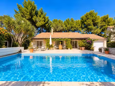 barjaquet villa plain-pied 4 pieces sur 1045m2 de parcelle