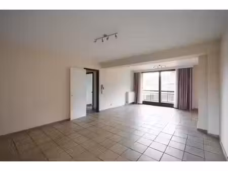 appartement à louer à avenue de hinnisdael 30 woluwe-saint-pierre (vbe72437)