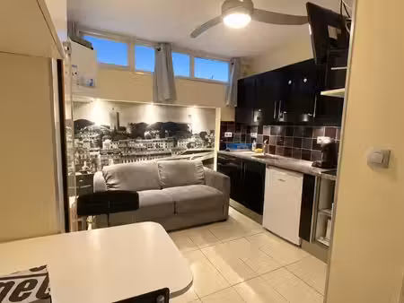 cannes – studette 12 m² à deux pas de la croisette