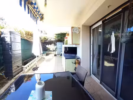 2 pièces rdc 40 m2 juan-les-pins 25 m2 terrasse