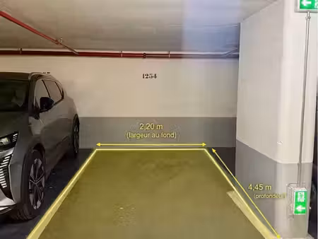 location parking sous terrain paris république