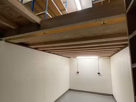 box parking 24 m² - porte d’italie / électricité individuelle