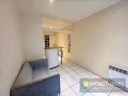studio 1 pièce 18 m²