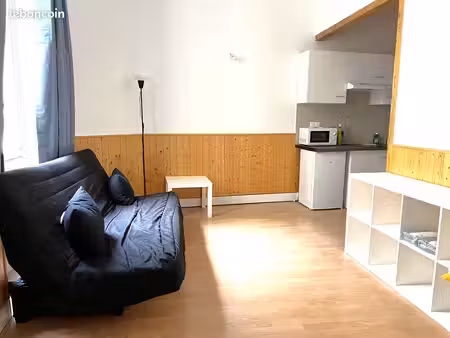 studio loue - paris 17eme -avenue de saint ouen-
