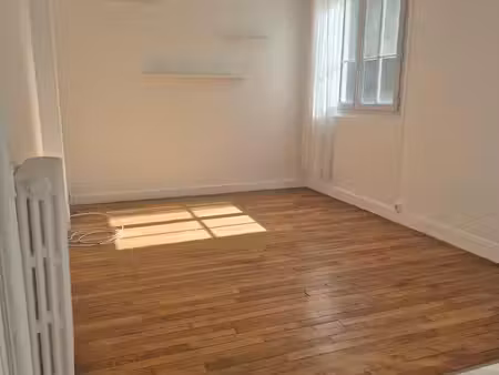 appartement 3 pièces 44 m²