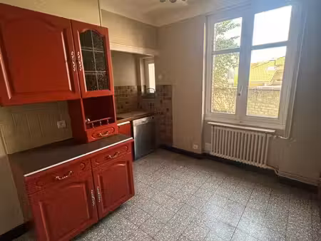 appartement 4 pièces 94 m²