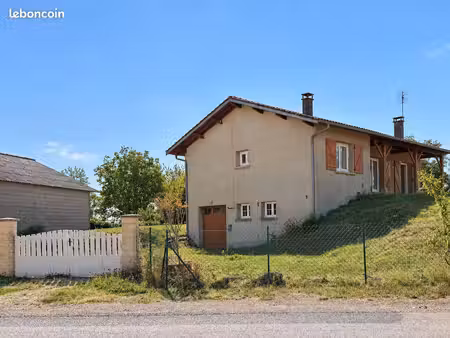 villa 4 pièces 87 m²