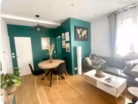 paris 11e – rue de charonne – 3 pièces 60 m² – entièrement rénové