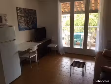 studio dans résidence