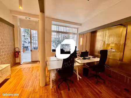 bureaux 46 m²