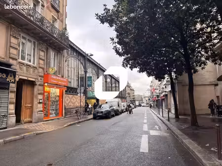 local commercial 52 m²