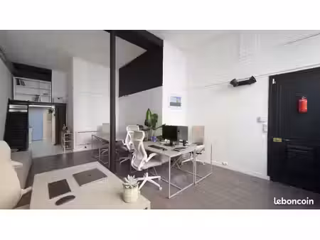 bureaux 58 m²