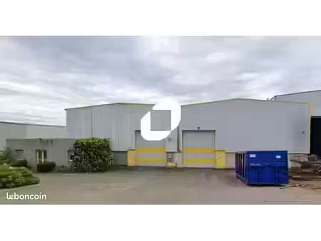 local d'activité 3 480 m²