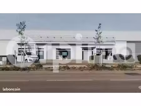 local commercial 761 m²