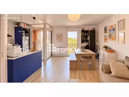 centre ville frejus - t2 residence recente