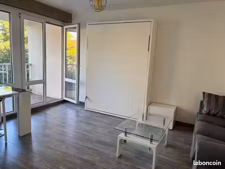 appartement studio meublé douane de ferney-voltaire
