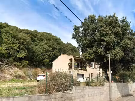 maison villa traditionnelle avec grand terrain divisible de 2 360 m²