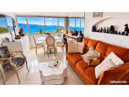 a vendre duplex pin-rolland 48 14m²