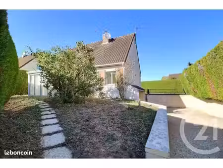 maison 4 pièces 82 m²