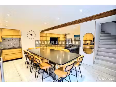appartement 4 pièces 76 m²